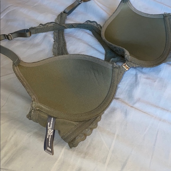 Bra - Picture 2 of 3